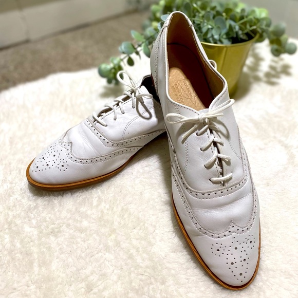 Thom Browne white Wingtip Oxford Shoes - Picture 3 of 8